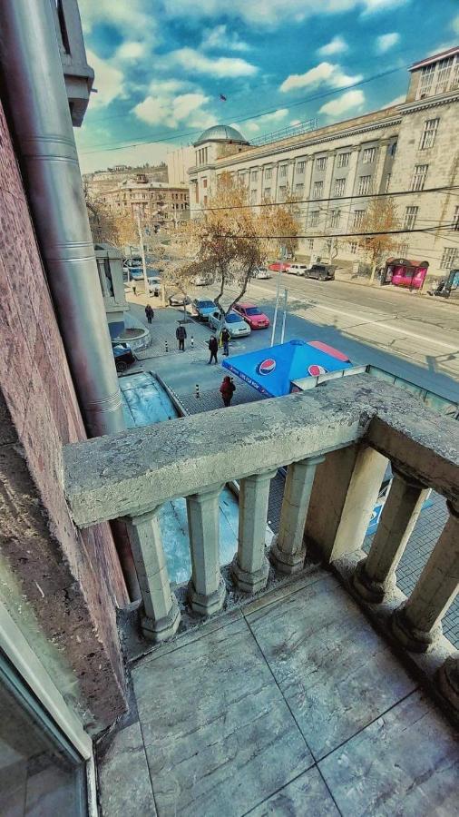 Шикарная Однушка На Абовяна Jerevan Exteriér fotografie